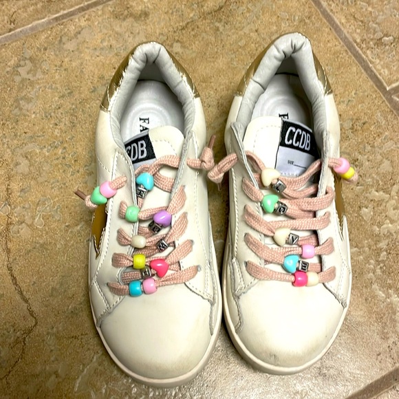 Cute Star Fashion Sneakers - Picture 1 of 4